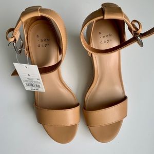 Camel/Tan Sandals
